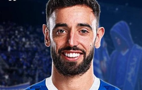 沙特豪门3亿欧元狂飙求购曼联队长 B费犹豫是否离队成焦点