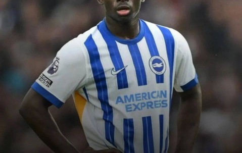 曼联放弃今夏签巴莱巴，曝延迟至明年前因后果！阿莫林称可用一人