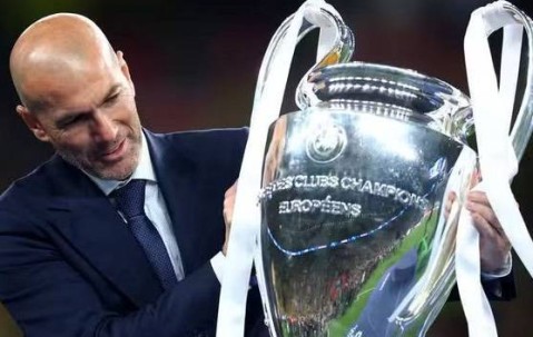 齐达内认证！唯一能与皇马平级的俱乐部，不是巴萨尤文