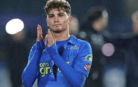 法甲朗斯加入争夺 与佛罗伦萨竞购国米前锋埃斯波西托