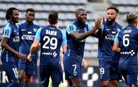 法甲保级与争冠之争：勒阿弗尔主场坚守，马赛客场冲击​