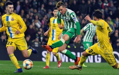 西甲收官战前瞻：贝蒂斯剑指欧战，巴伦西亚为荣誉而战