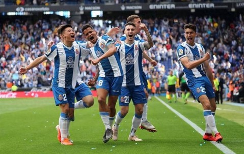 22:15 锁定！西甲强弱对话：埃尔切主场胜率超六成，塞尔塔客场低迷能否破局？