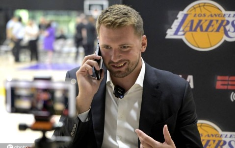 湖人正式进入东契奇时代 老詹断舍离尚存最后纠结