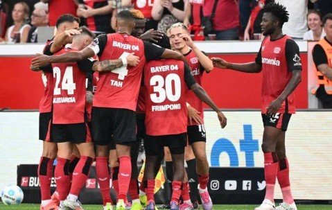 德甲狂欢一夜：拜仁3-0大胜，勒沃库森2-0，多特蒙德3-2绝杀