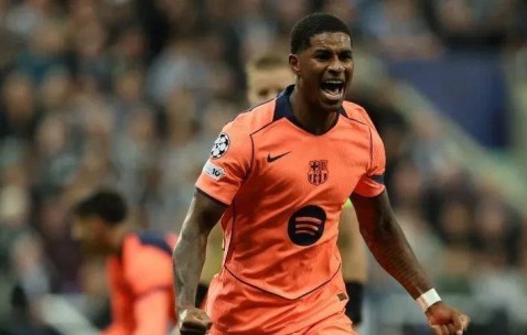 西甲皇马巴萨狂飙，马竞直接崩盘，一支升班马厉害了