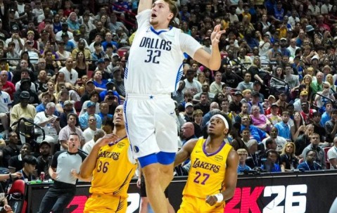 弗拉格夏联首秀21中5 关键防守+突分锁定胜局