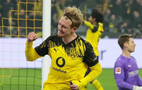 （体育）足球——德甲：多特蒙德胜门兴格拉德巴赫