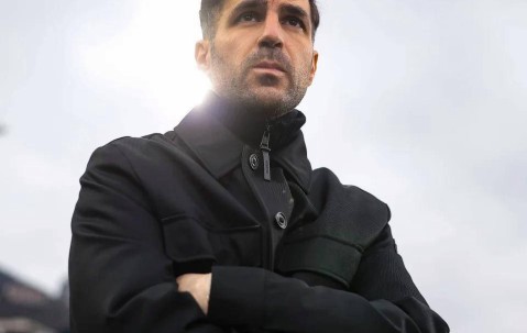 德甲意甲同日较量，豪门拜仁爆冷崩盘，黑马科莫大胜强势攀升积分榜