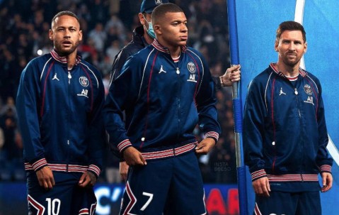 法甲-巴黎圣日耳曼VS斯特拉斯堡：登贝莱要求涨薪引发内讧