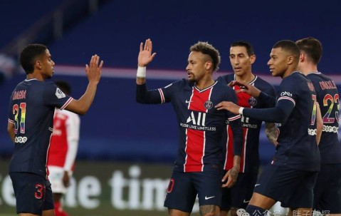 欧冠巅峰对决：巴黎圣日耳曼剑指首冠，国际米兰捍卫荣耀