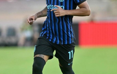 国米欧冠新阵容揭晓：博尼与恩里克的崛起将如何影响球队战术？