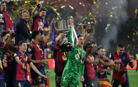 西甲积分榜：巴萨4分领跑＋最快2轮后夺冠！马德里双雄分居2、3！