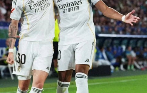 欧洲五大联赛只有4队保持全胜：皇马、利物浦、拜仁、那不勒斯