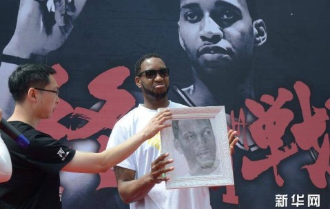 麦迪能顶替科比？小莫里斯：他不是科比 没那种心态