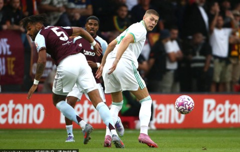 多夫比克租借加盟比利亚雷亚尔：重返西甲的契机与罗马的战术调整