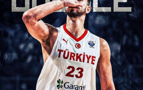 申京19+12+10率队进4强 欧洲杯最年轻三双先生