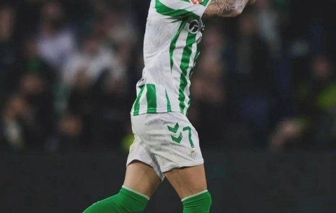 绝地反击！曼联弃将12场造9球逆袭，5000万身价暗藏惊天交易内幕