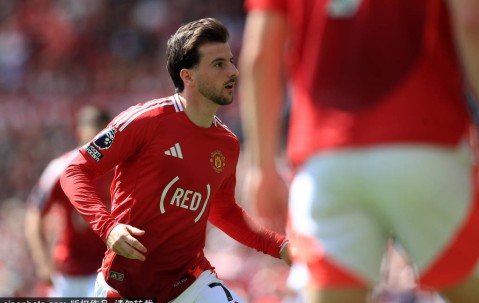 曼联亚洲行：芒特刚下战场又登机！红魔“吸金大法”球迷买账吗？