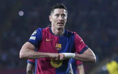 弗里克禁赛+莱万+亚马尔药检违规！欧足联重拳出击，巴萨麻烦不断