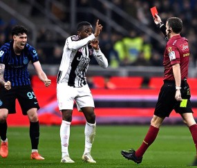 伊卡尔迪加拉塔萨雷变身斑马杀手？齐沃祭出人工草奇招，马洛塔怒怼跳梁小丑