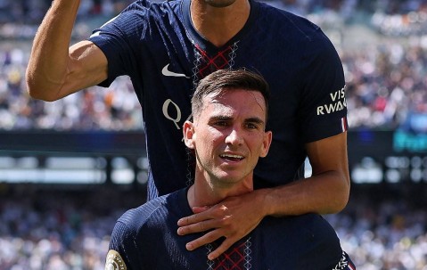 放走姆巴佩成神来之笔？财政无忧、阵容鼎盛、巴黎老板笑容满面