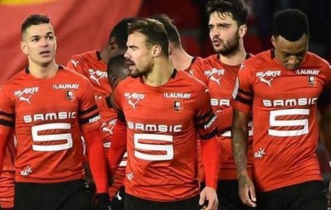 法甲焦点战：朗斯主场争胜，欧塞尔客场逆袭？