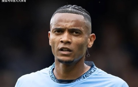 国米压哨完成新后卫引援：曼城冠军主力加入，帕瓦尔因此走人