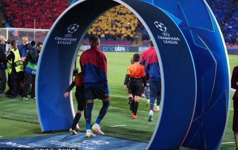 巴萨重建爆大料！弗里克钦点利物浦“魔翼”迪亚斯，4000万B计划曝光！