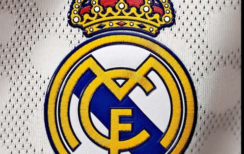 1场欧冠2次被辱！皇马这次能帮维尼修斯讨回公道吗？