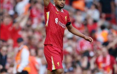 0-2到2-2！客场逼平利物浦，阿森纳终结3连败，安菲尔德狂嘘太子