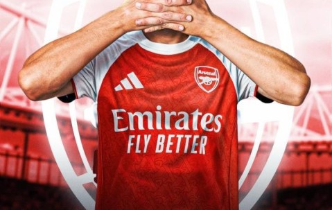 终于买中锋了！阿森纳5年多花超8亿欧无正印中锋，现签下约克雷斯