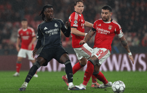 西甲军团竟在欧冠末轮近乎全军覆没？目睹皇马、马竞等豪强接连翻船，仅有巴萨如孤舟闯过惊涛。