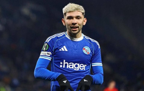 法甲第7名斯特拉斯堡3-1逆转摩纳哥，成功挺进法国杯八强