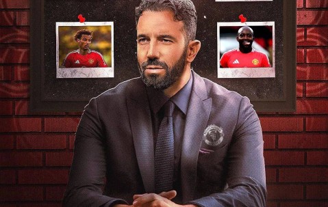 最适合曼联新9号是谁？阿莫林理想中锋标准揭秘，埃基蒂克有一致命缺陷