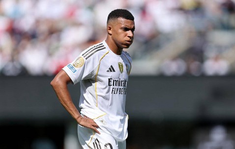 贪婪毁掉了姆巴佩！从足坛宠儿到战术毒瘤的蜕变