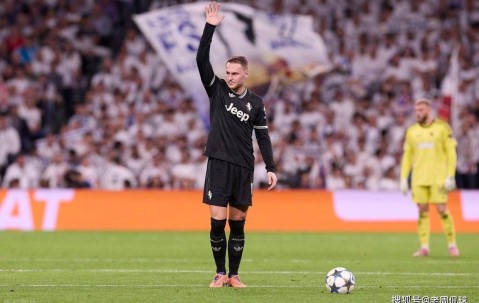 尤文图斯客场0比1输皇马，场面完全被压制，迪格多次神扑，图多尔下课进入倒计时