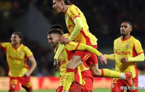 法甲第21轮赛况：朗斯逆转重登王座，里昂连胜狂飙进三甲！