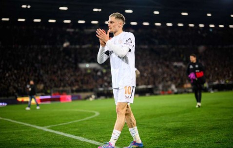 曼城的竞争对手来了！曝阿隆索要求皇马签维尔茨，核心位置是关键