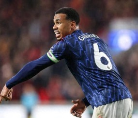 英超阿森纳遇阻四连胜终结，西甲豪门巴萨惨遭重创，冠军争夺悬念陡增