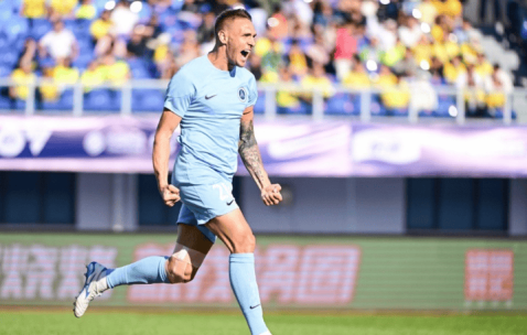 33岁欧冠级后卫愿意归化，明年就可为国足出战