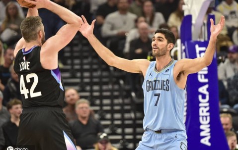 阿尔达马37+5+7斯宾塞新高13助 灰熊送爵士四连败