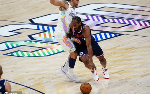 约老师天王山之夜等来救兵 哈登诡异断电再现原因何在？