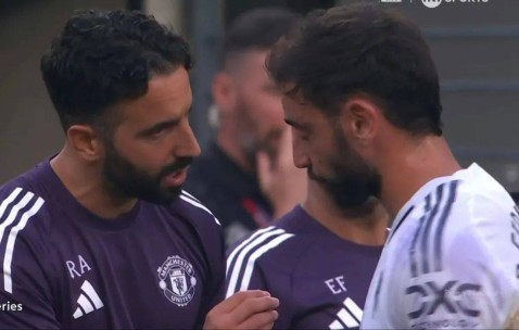 曼联昔日大腿如今变拖累！阿莫林战术用人自找麻烦，B费去留两难