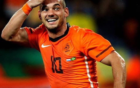 橙色传奇永驻！斯内德41岁诞辰，134战铸就荷兰黄金时代不朽丰碑