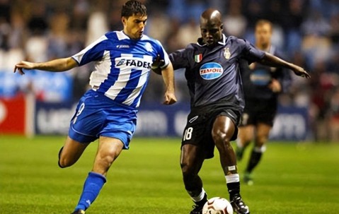 先草签皇马却被退货，后拒绝试训无缘中超，西甲金靴架不住运气差