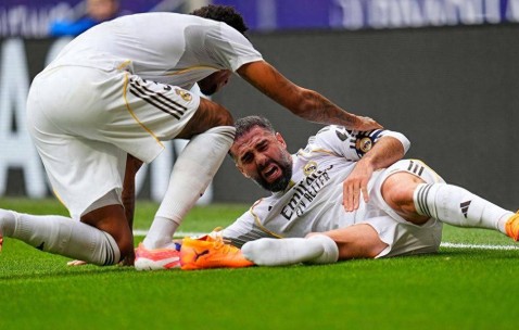 当弗洛伦蒂诺在看台上凝视，阿隆索和他的球队，已经听到了警报声