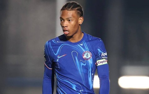 切尔西新星现身斯特拉斯堡，永久转会谈判进行中