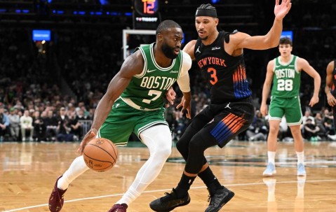 布朗42分布里奇斯空砍35分 凯尔特人险胜尼克斯