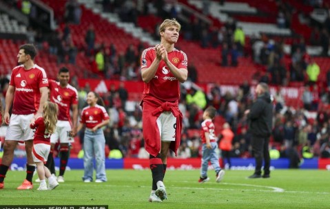 霍伊伦希望重返意大利 曼联想直接卖国米暂只考虑租借